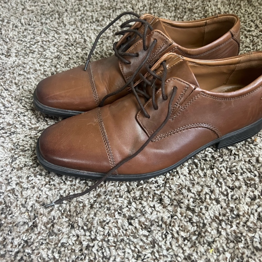 Clark’s Whiddon Cap Dark Tan Men’s Dress Shoe